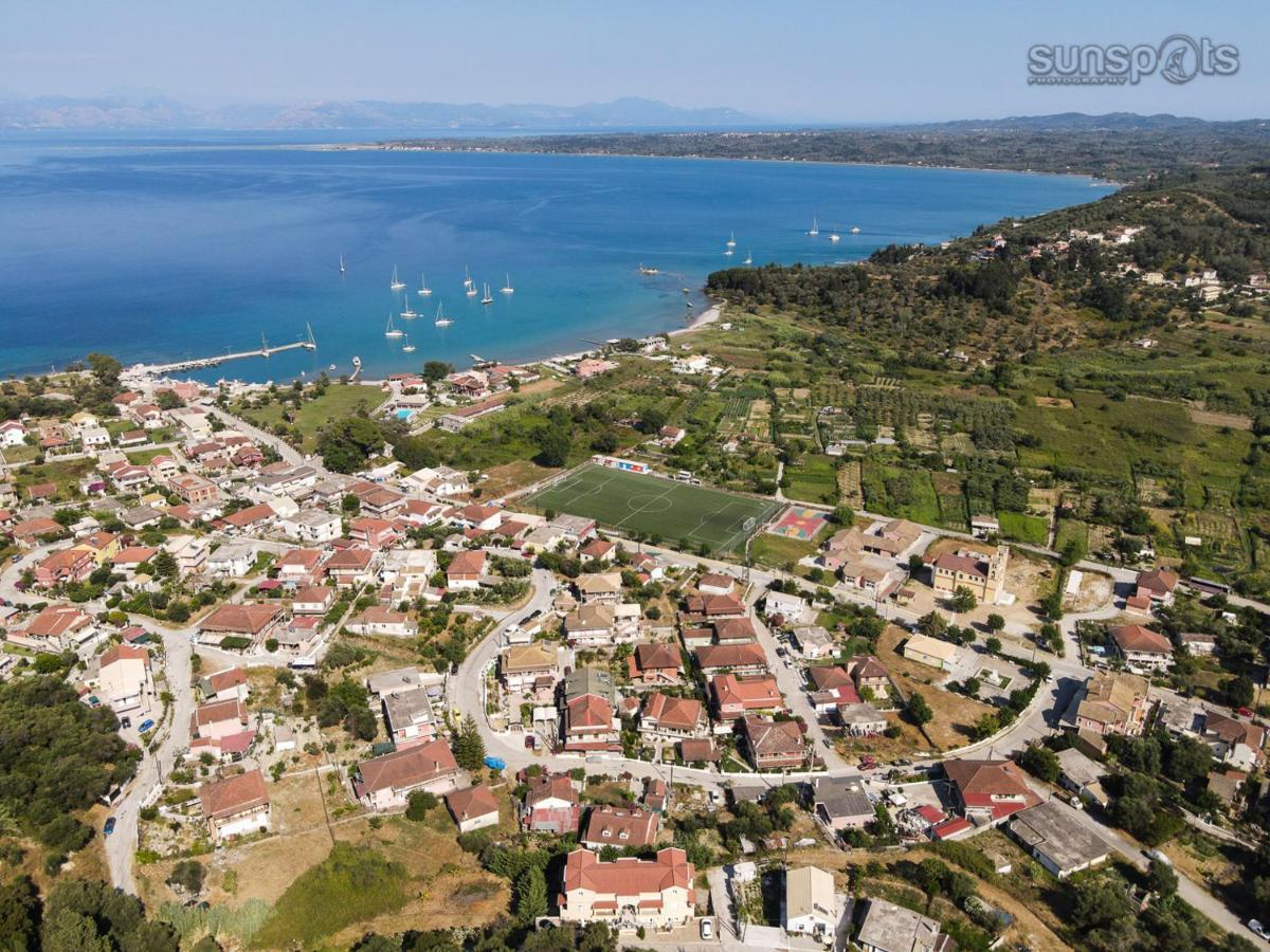 Villa Konstantina Petriti  Экстерьер фото