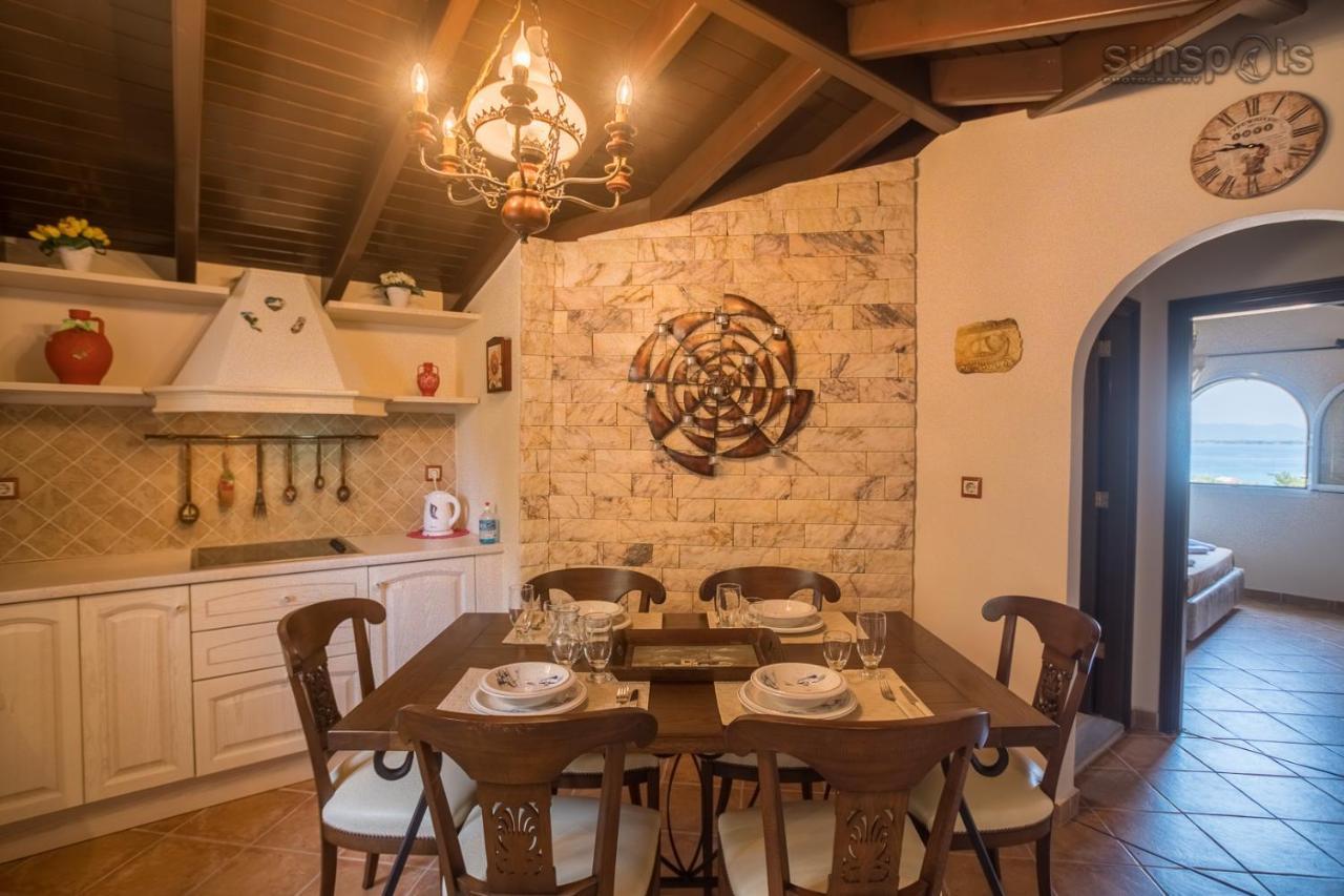 Villa Konstantina Petriti  Экстерьер фото
